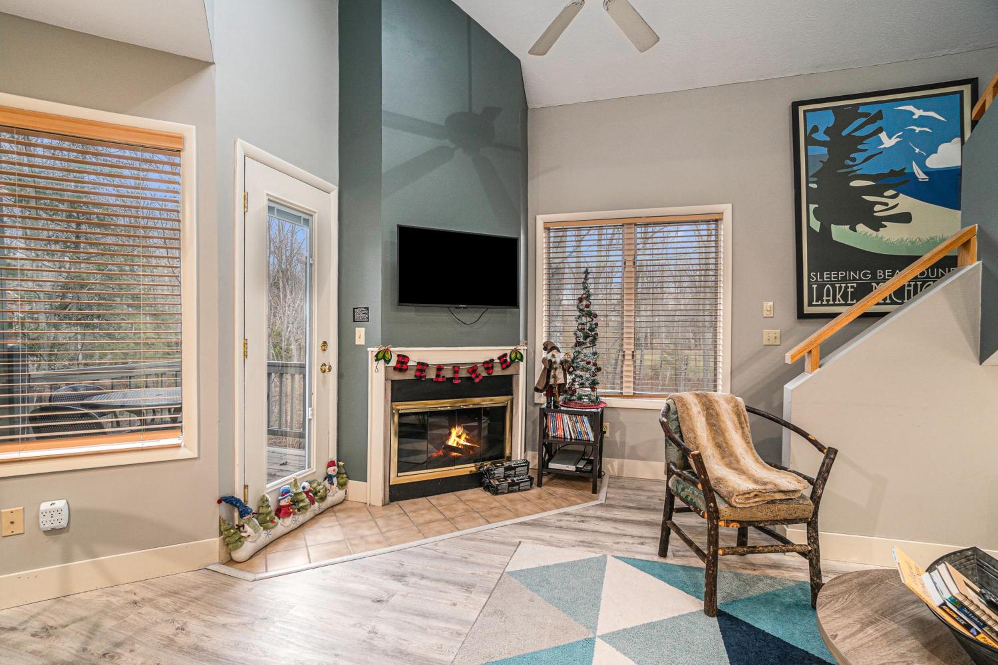 Wintergreen Condos Thompsonville Room photo